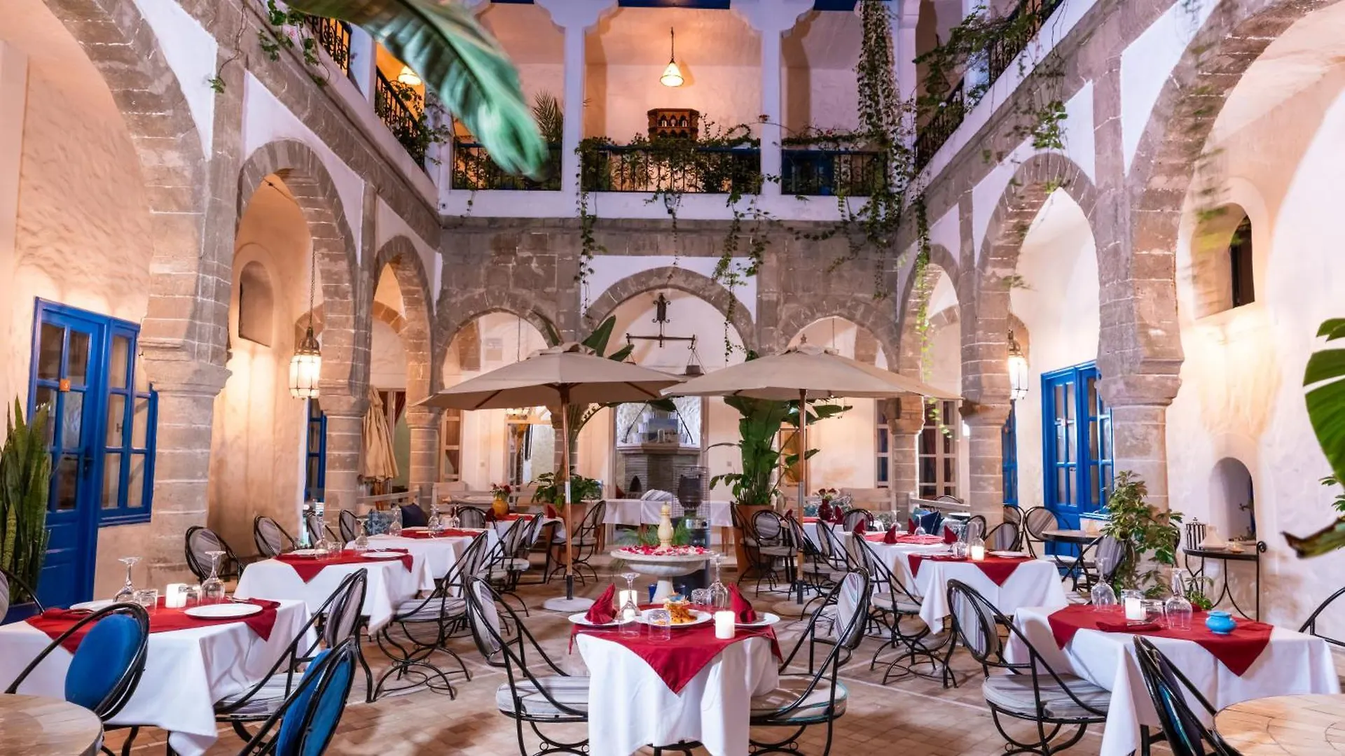 ****  Riad Al Madina Essaouira Maroc